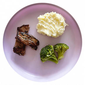 Steak, Mashed Potatoes, and Broccoli