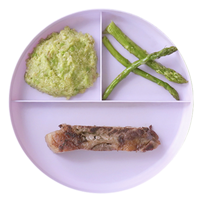 Steak with quinoa and asparagus