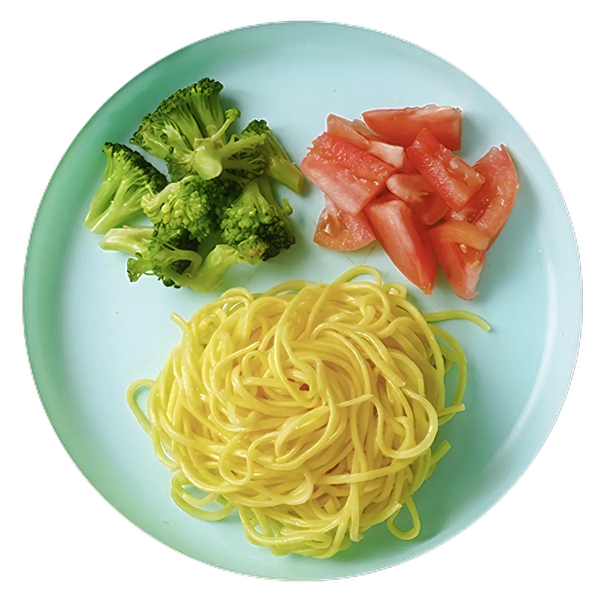 Fideos de huevo con brócoli y tomates